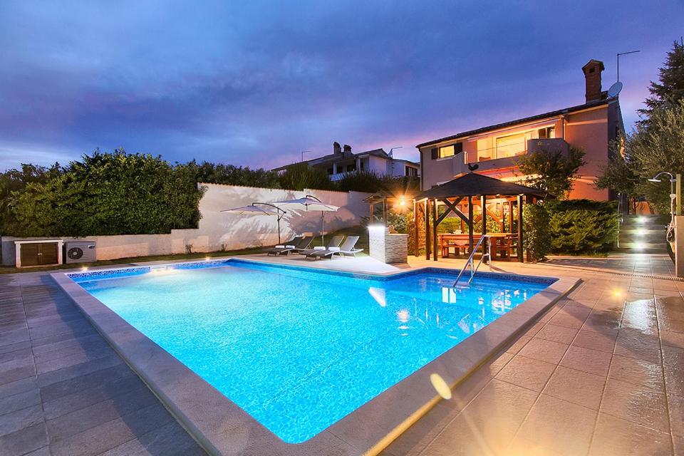 Premantura Olive Garden Villa Exterior foto