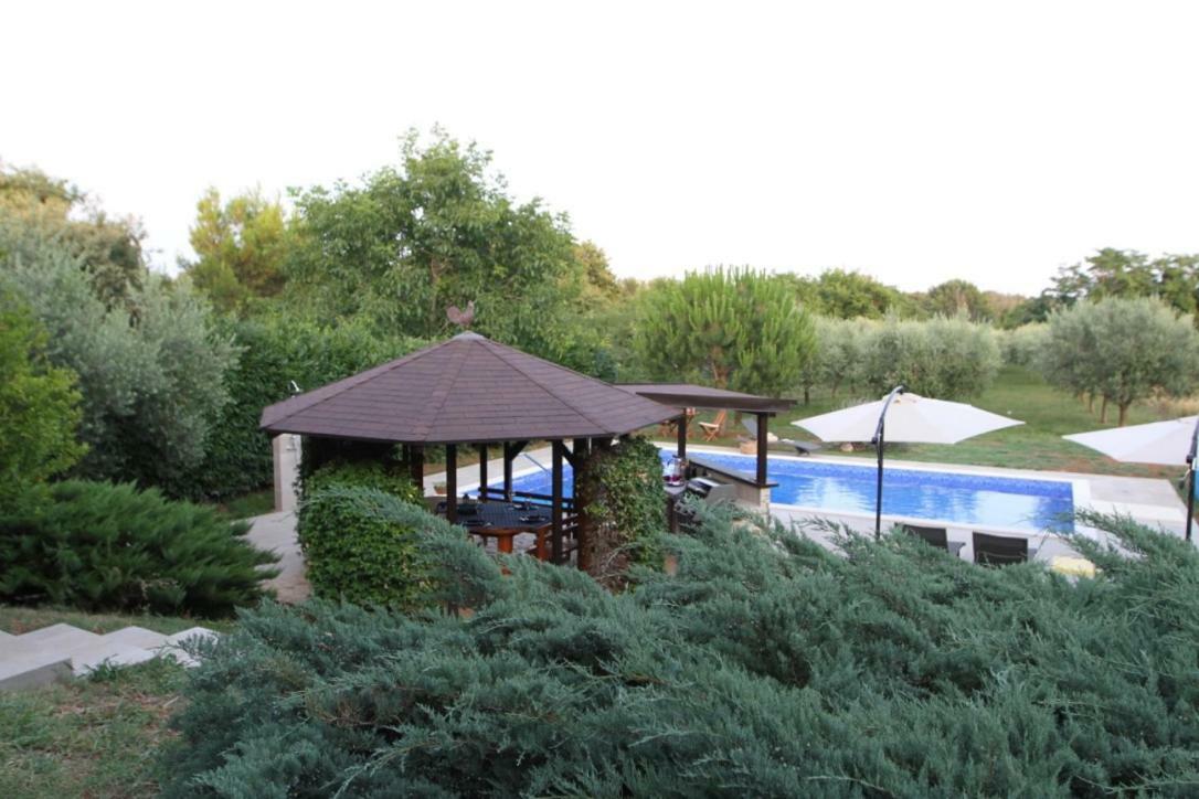 Premantura Olive Garden Villa Exterior foto